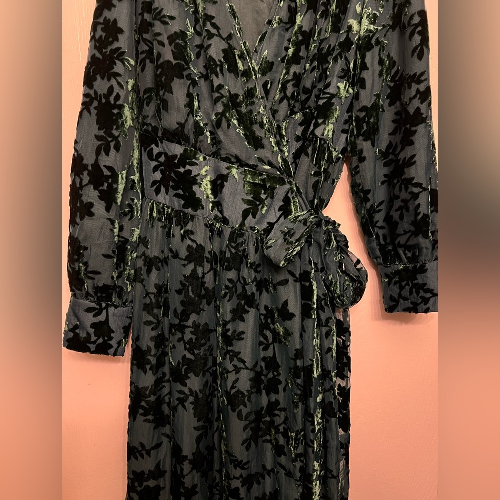 Affectionately Yours Dress - Picture 4 of 6